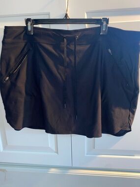 Black Skort with Zip Pockets